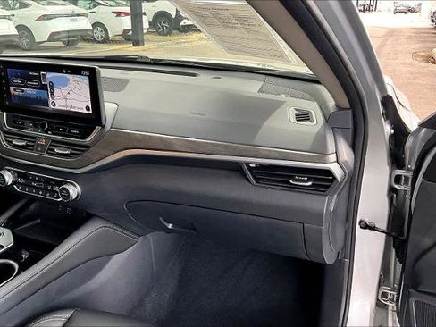 Certified 2023 Nissan Altima 2.5 SL image 18