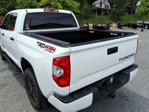 Used 2021 Toyota Tundra SR5 w/ TRD Sport Package AWD/4WD image 10