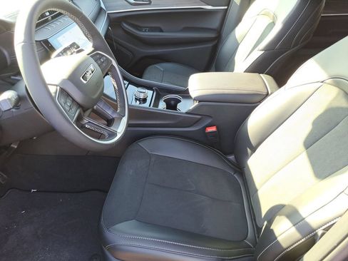 New 2026 Jeep Grand Cherokee L 4WD image 20