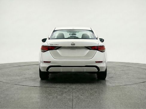 Used 2025 Nissan Sentra SV image 7