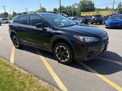 Used 2021 Subaru Crosstrek 2.0i Premium AWD/4WD image 3