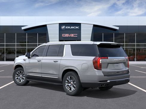 New 2026 GMC Yukon XL Denali w/ Advanced Technology Package RWD image 3