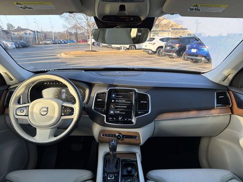 Used 2020 Volvo XC90 T6 Inscription image 24