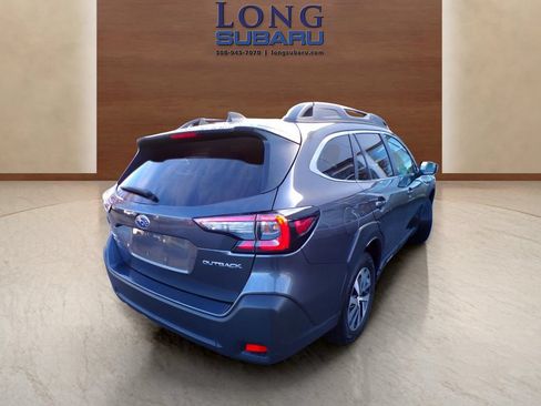 Used 2023 Subaru Outback Premium AWD/4WD image 9