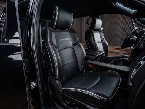 Used 2024 RAM 3500 Laramie w/ Night Edition image 29