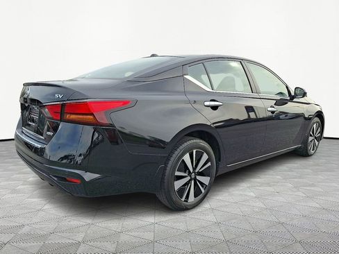 Used 2022 Nissan Altima 2.5 SV image 7