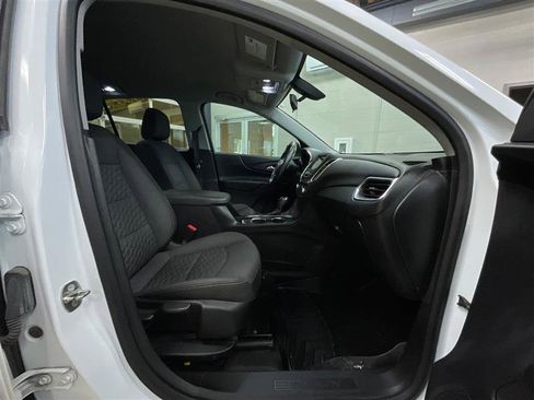 Used 2019 Chevrolet Equinox LT image 26