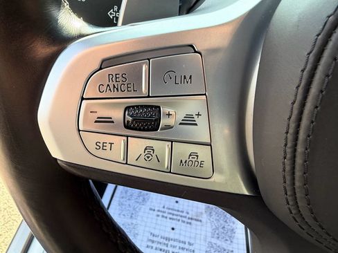 Used 2021 BMW 750i xDrive w/ Executive Package AWD/4WD image 21