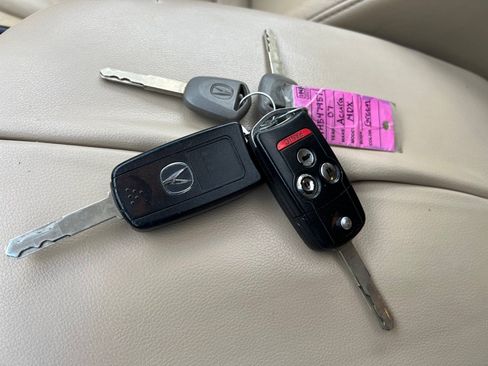 Used 2007 Acura MDX w/ Technology & Entertainment AWD/4WD image 25