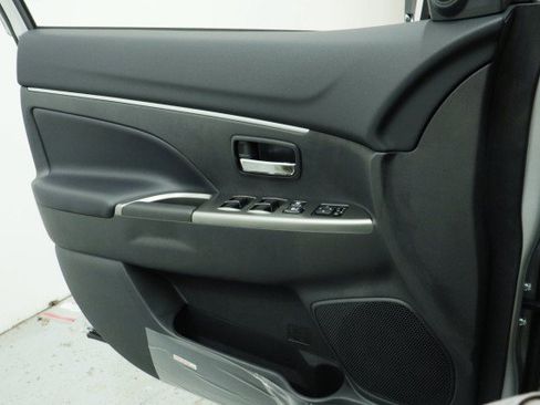 New 2026 Mitsubishi Outlander Sport SE AWD/4WD image 15