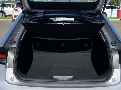 Certified 2025 Toyota Prius LE image 17