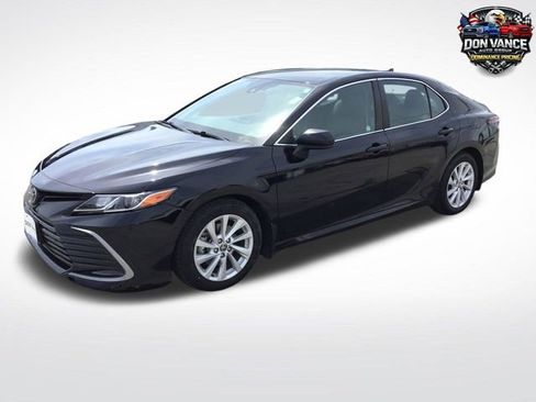 Used 2021 Toyota Camry LE FWD image 1