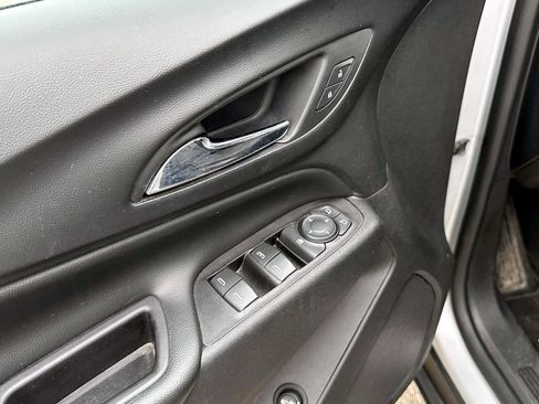 Used 2019 Chevrolet Equinox LT image 14
