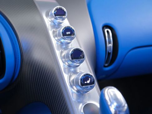 Used 2018 Bugatti Chiron image 51