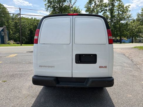 Used 2017 GMC Savana 2500 RWD image 14