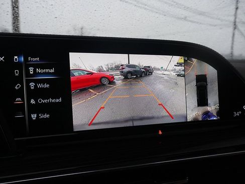 Used 2022 Cadillac Escalade Premium Luxury image 49