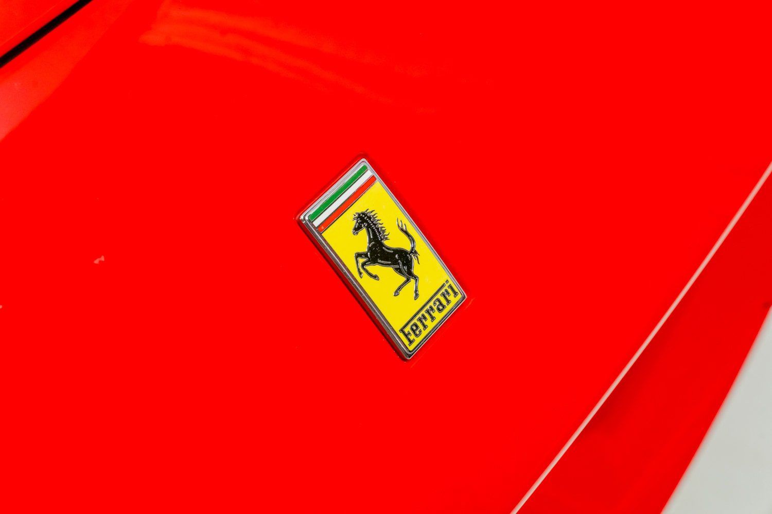 Used 2018 Ferrari 812 Superfast RWD image 33