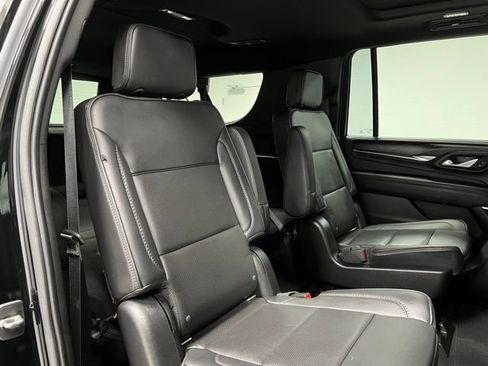Used 2022 GMC Yukon XL Denali w/ Advanced Technology Package AWD/4WD image 54