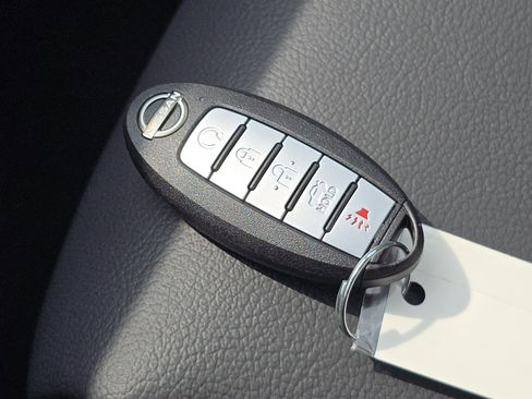 New 2025 Nissan Altima 2.5 SR w/ SR Premium Package image 34