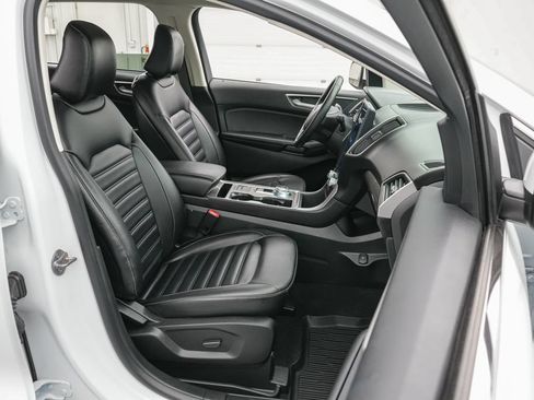 Certified 2023 Ford Edge SEL w/ Convenience Package AWD/4WD image 22