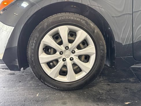 Used 2024 Toyota Corolla LE FWD image 6