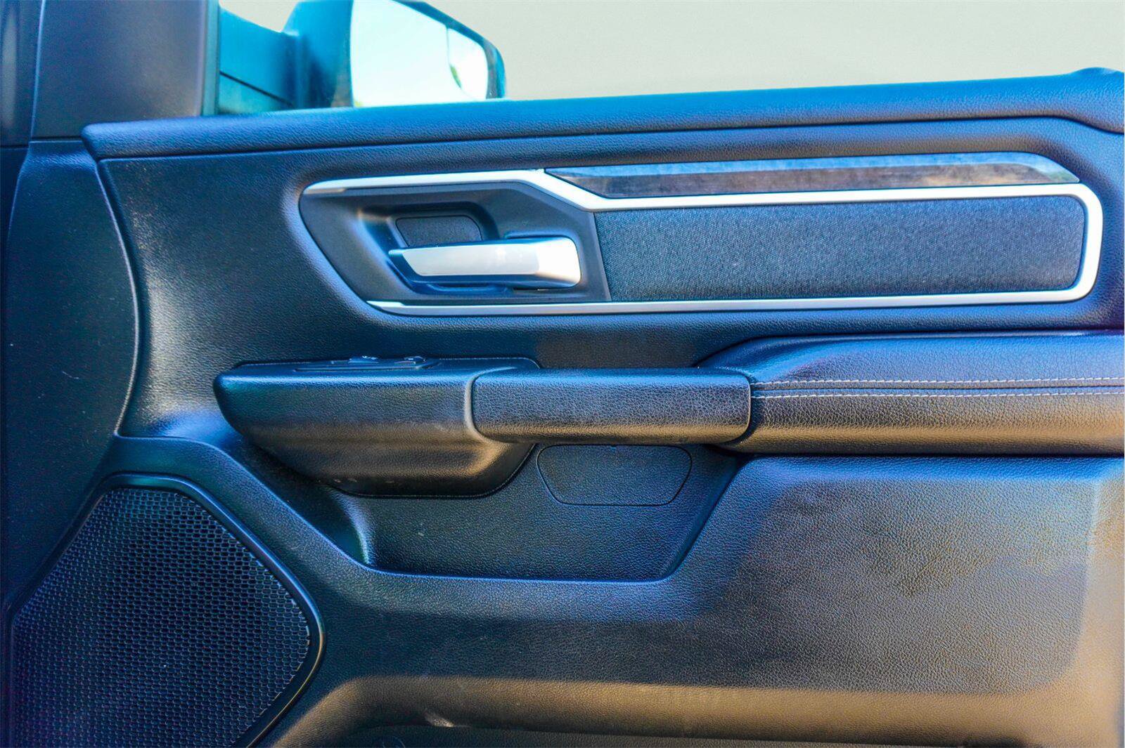Used 2020 RAM 1500 Lone Star RWD image 13