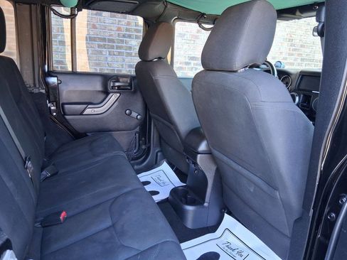 Used 2015 Jeep Wrangler Unlimited Sport AWD/4WD image 13