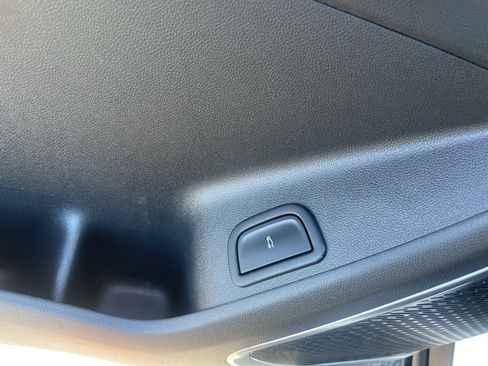 Certified 2024 GMC Acadia Elevation AWD/4WD image 20
