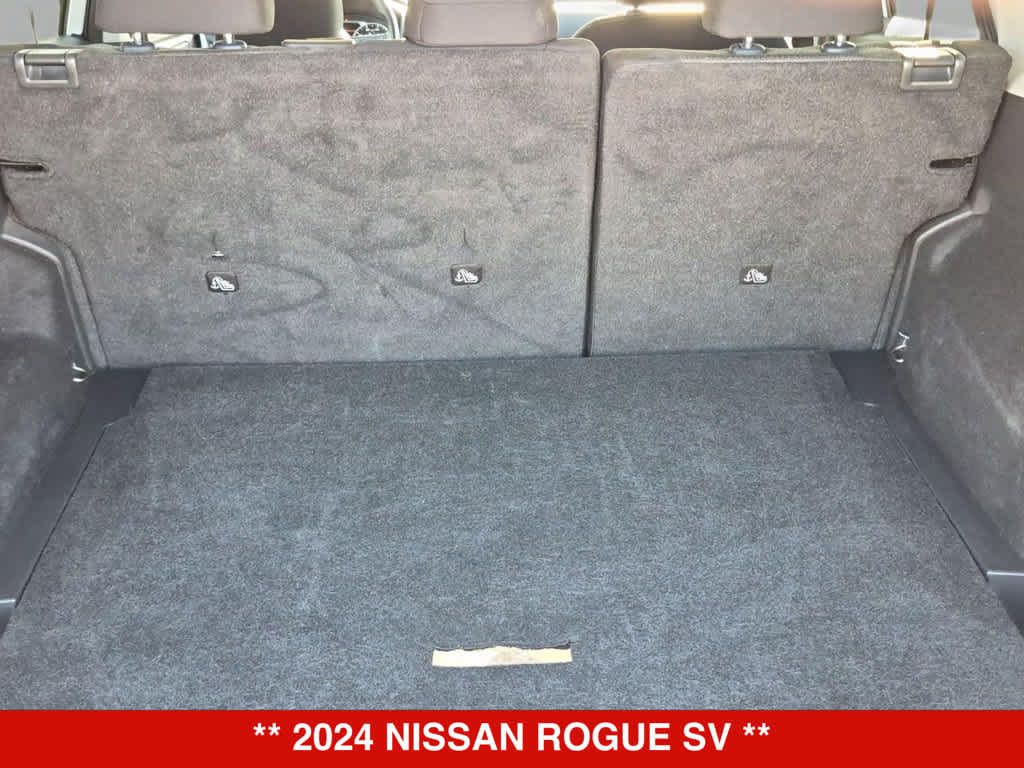 Used 2024 Nissan Rogue SV FWD image 32