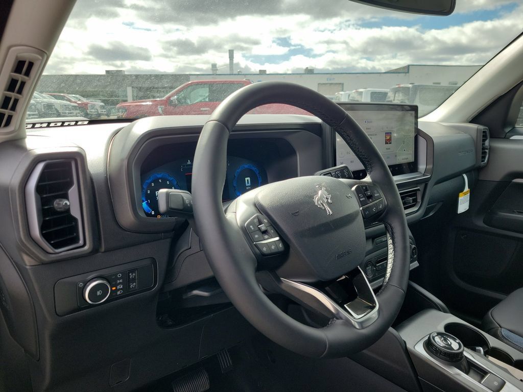 New 2026 Ford Bronco Sport Outer Banks w/ Sasquatch Outer Banks Package AWD/4WD image 19