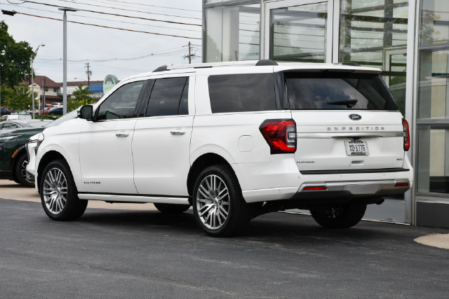 Used 2024 Ford Expedition Max Platinum AWD/4WD image 11