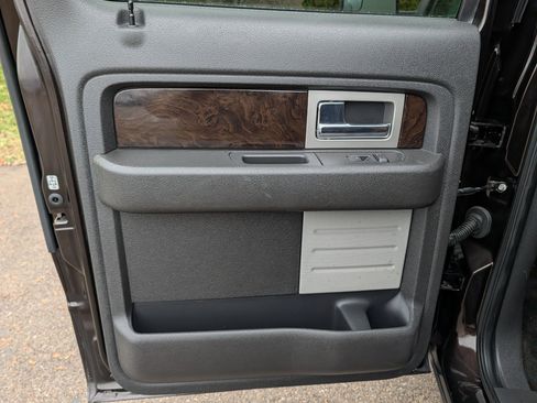 Used 2014 Ford F150 Platinum image 33