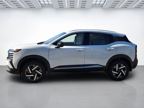 New 2026 Nissan Kicks SV FWD image 7