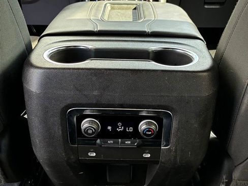 Used 2022 Chevrolet Tahoe LS AWD/4WD image 33