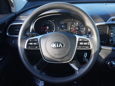 Used 2020 Kia Sorento L image 38