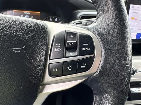 Used 2023 Ford Explorer XLT w/ Equipment Group 202A image 12