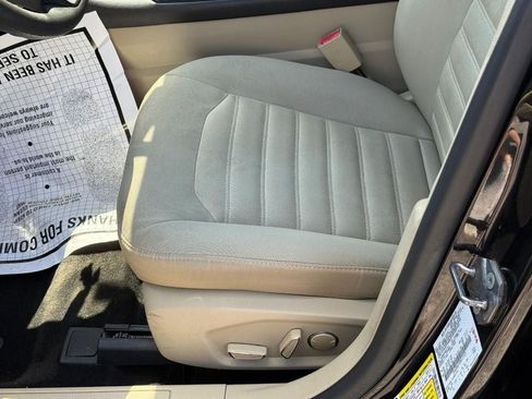 Used 2013 Ford Fusion SE FWD image 17