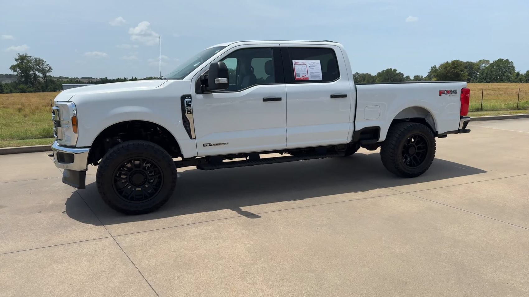 Used 2025 Ford F250 XLT w/ FX4 Off-Road Package AWD/4WD image 5
