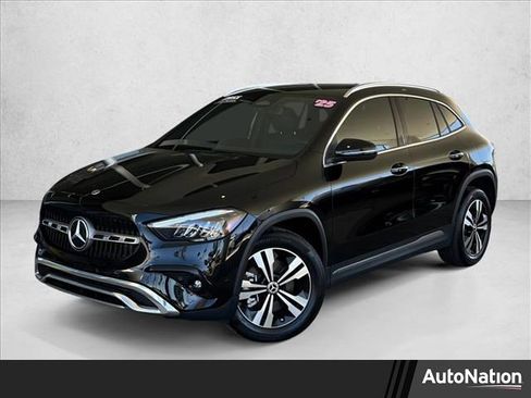Used 2025 Mercedes-Benz GLA 250 image 1