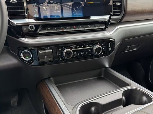 New 2026 Chevrolet Silverado 2500 High Country w/ High Country Premium Package AWD/4WD image 18