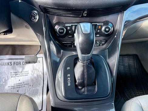 Used 2014 Ford Escape Titanium w/ Equipment Group 401A AWD/4WD image 15