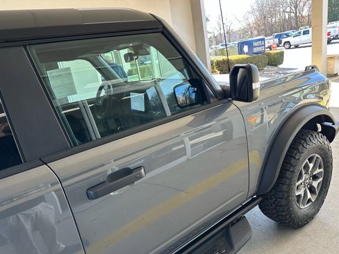 Certified 2025 Ford Bronco Badlands image 11