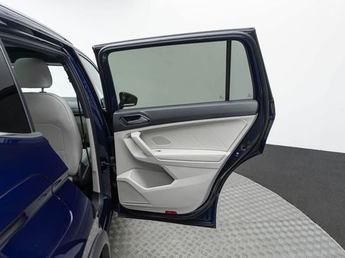 Used 2023 Volkswagen Tiguan SEL R-Line AWD/4WD image 41