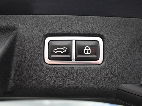 Certified 2023 Kia Sorento SX image 38