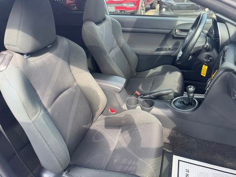 Used 2013 Scion tC FWD image 22
