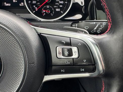 Used 2018 Volkswagen GTI SE w/ SE Leather Package image 17