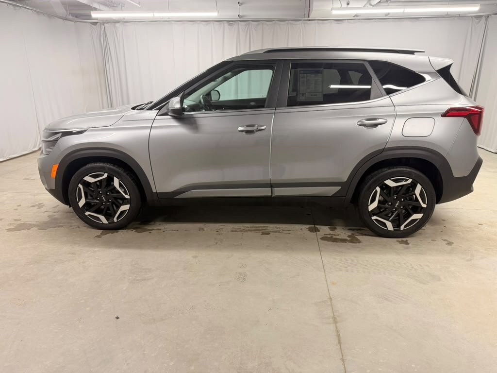 Used 2024 Kia Seltos SX AWD/4WD image 9