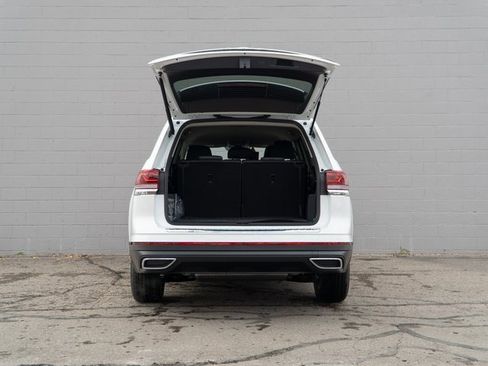 New 2026 Volkswagen Atlas SE image 6