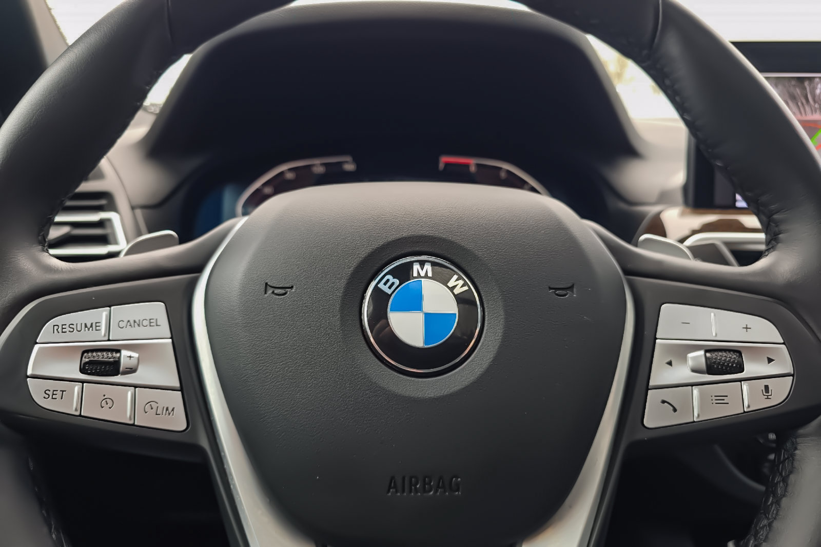 Used 2024 BMW X3 xDrive30i AWD/4WD image 23