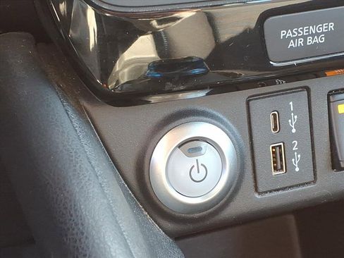 Used 2023 Nissan Leaf SV Plus image 9